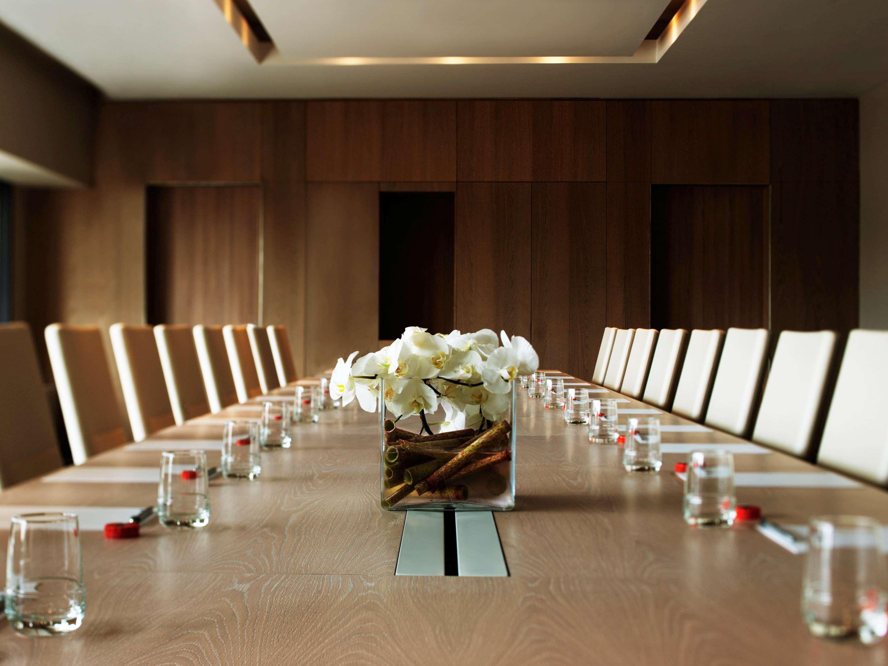 Pullman Brussels Centre Midi Hotel 4*